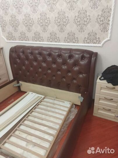 Перетяжка мебели на дому