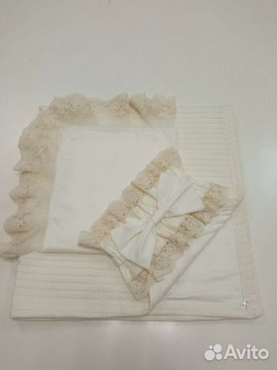 Комплект на выписку новый