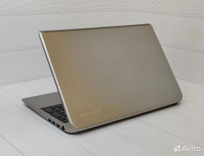 Windows toshiba satellite для игр учебы Ноутбук