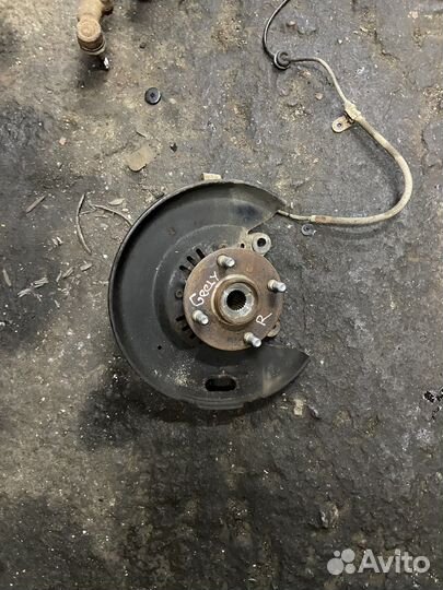 Кулак поворотный правый Geely MK