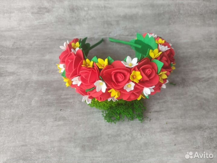 Ободок с цветами из фоамирана