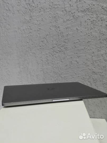 Apple MacBook Pro 13 2018