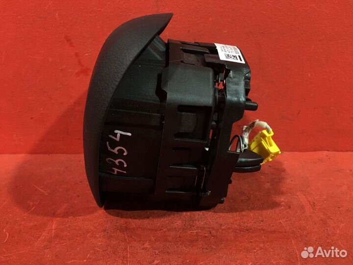 Подушка безопасности в руль Skoda Octavia A7