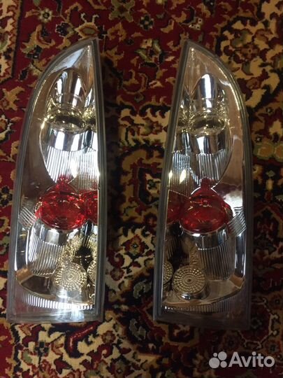 Задние фонари Ford Focus 1 хэтчбек