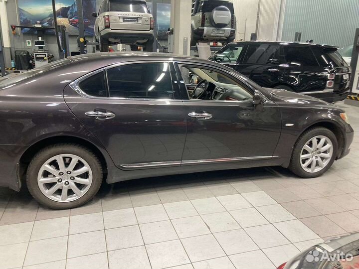 Стойки для Lexus LS 460/600 IV (1UR пружинный к-т