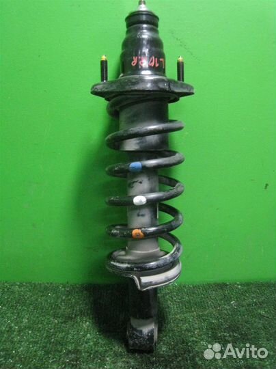 Стойка амортизатора задняя правая Honda FR-V (BE1