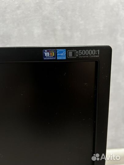 Монитор Samsung