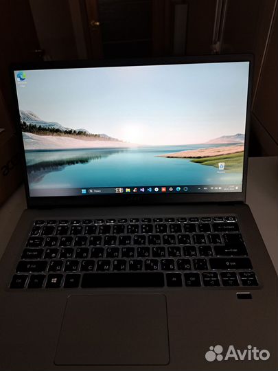Ультрабук Acer Swift 1 240/4 Win11 в идеале