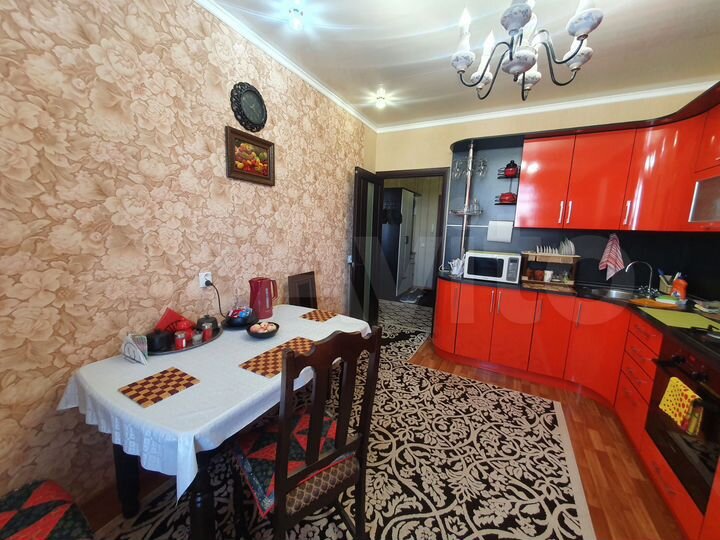 2-к. квартира, 68,6 м², 4/8 эт.