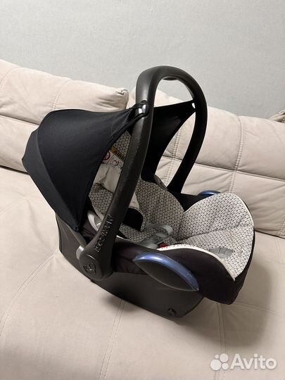 Детское автокресло от 0 maxi cosi