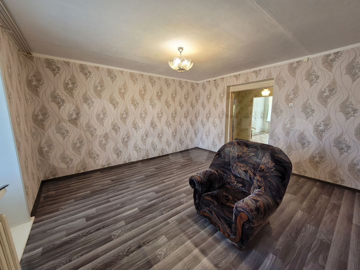 3-к. квартира, 74 м², 1/2 эт.