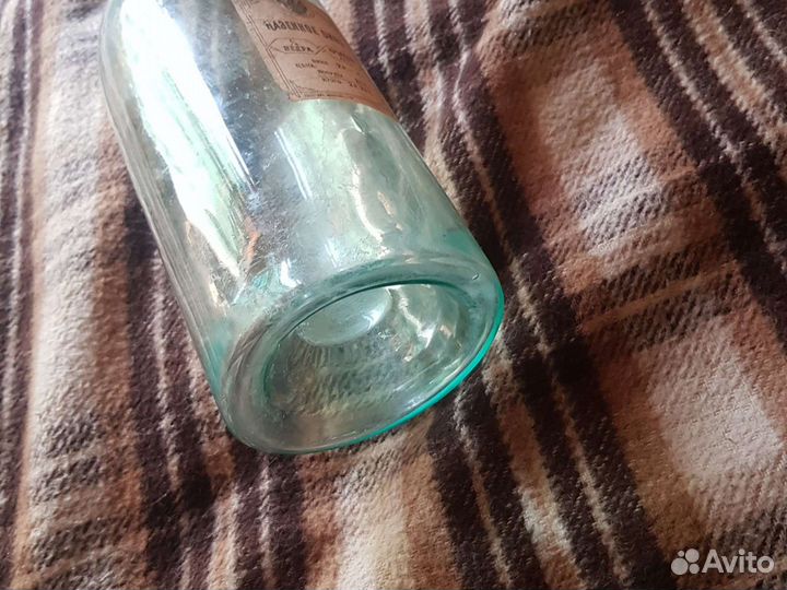 Старинная бутылка