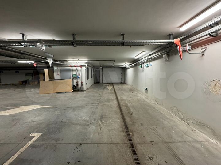 Машиноместо, 14 м²