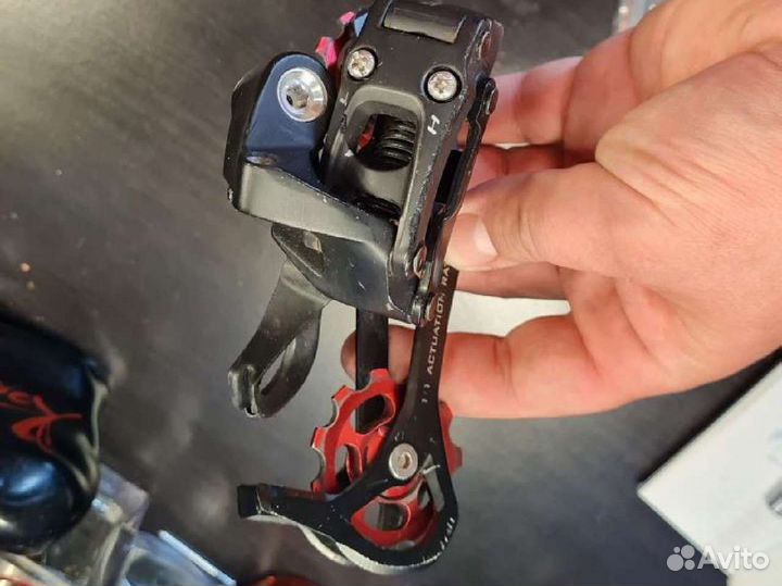 Задний переключатель Sram X7