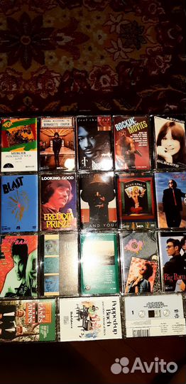 Кассеты с записями и без