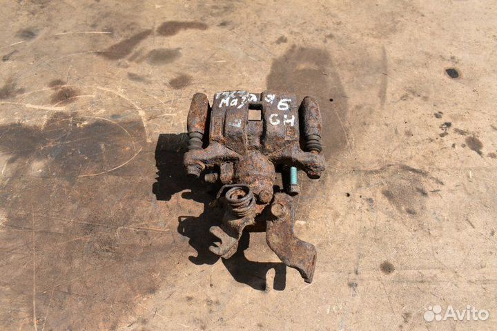 Суппорт тормозной задний левый Mazda 6 GH L813