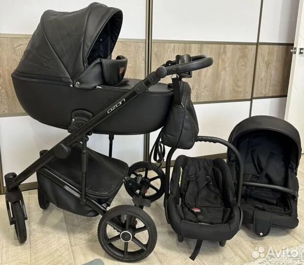 Коляска Riko Basic Ozon 3 в 1 черный