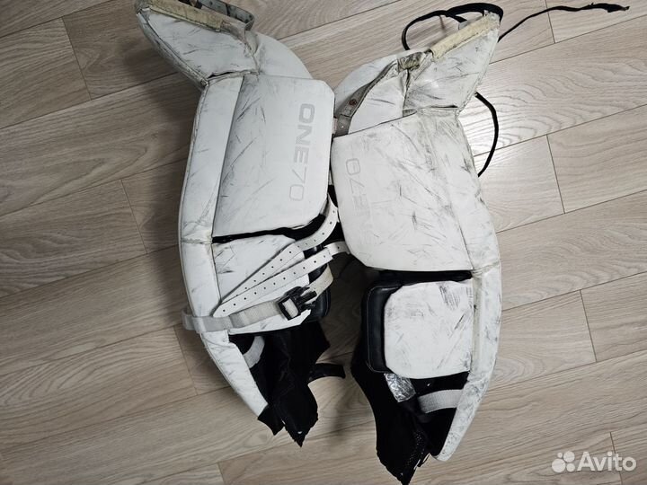 Вратарские щитки Bauer one70 goal pad jr