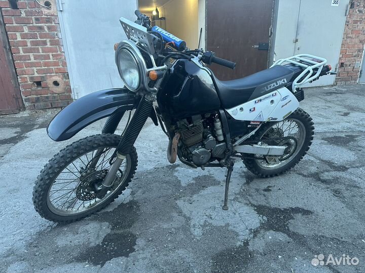Suzuki djebel 250
