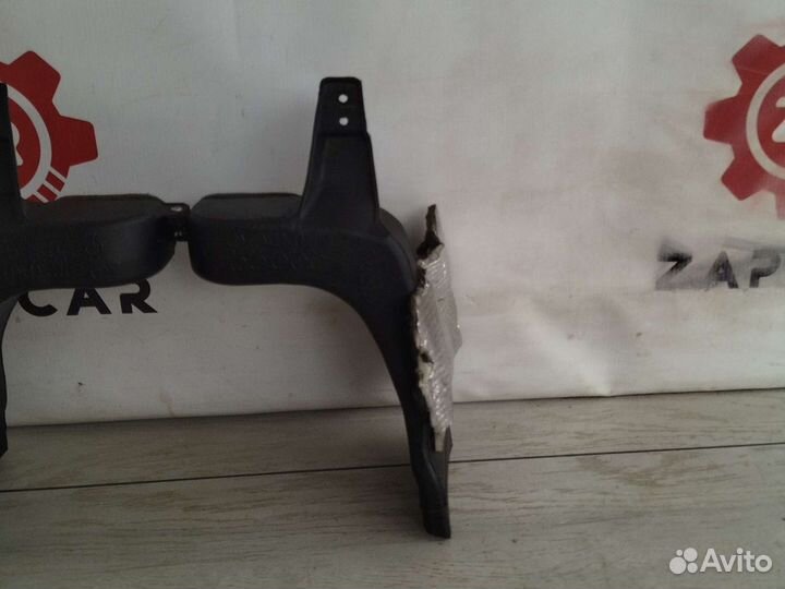 Воздуховод центральный Toyota Land cruiser 200