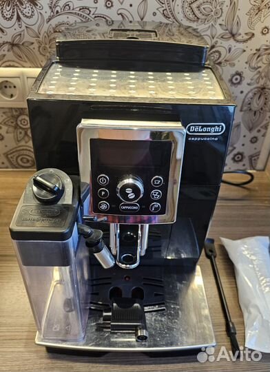 Кофемашина капучино DeLonghi ecam23.460