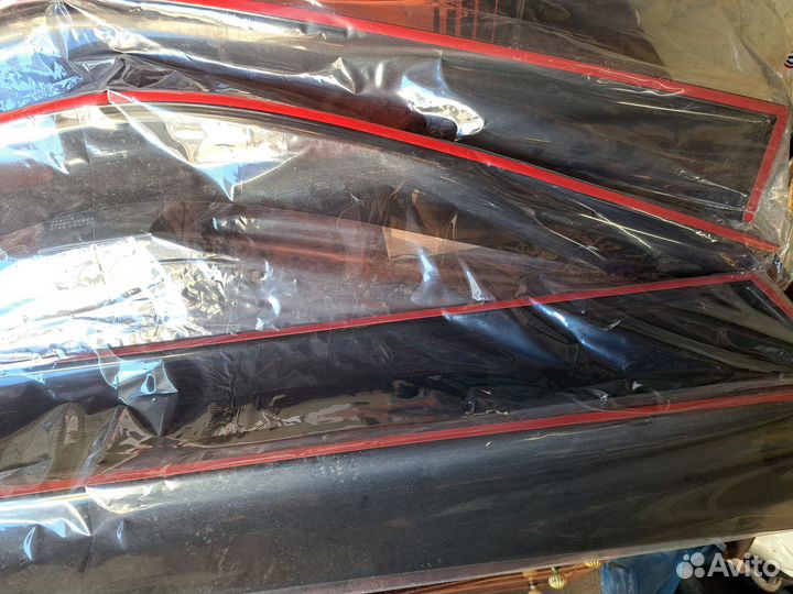 Ветровики Mitsubishi Pajero Sport 2000-2008