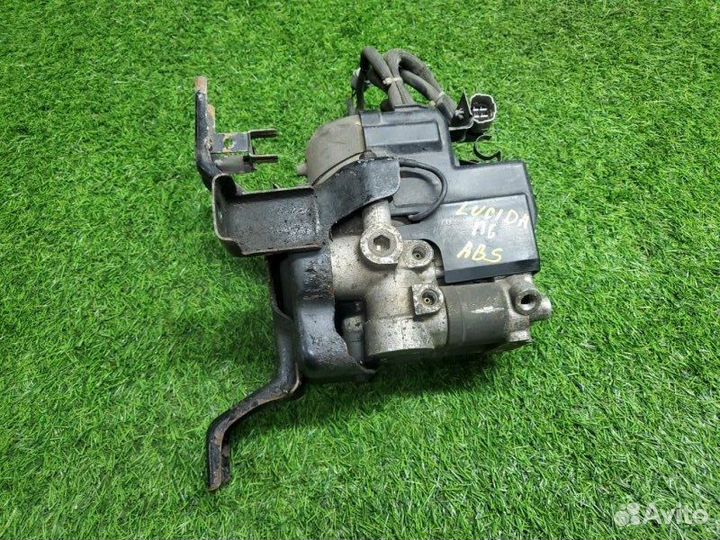 Блок абс, Блок abs Toyota Estima Lucida XR20 2tzfe