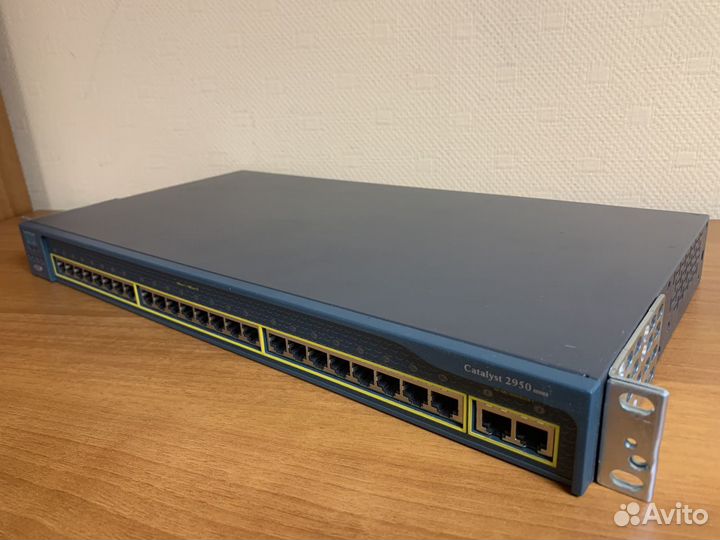 Коммутатор Cisco Catalyst WS-C2950T-24