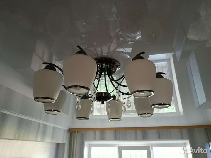 Люстра с лампочками