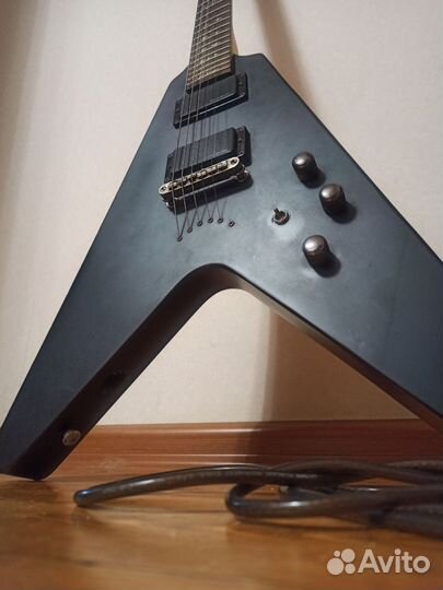 Электрогитара Schecter Diamond Series Demon V-1