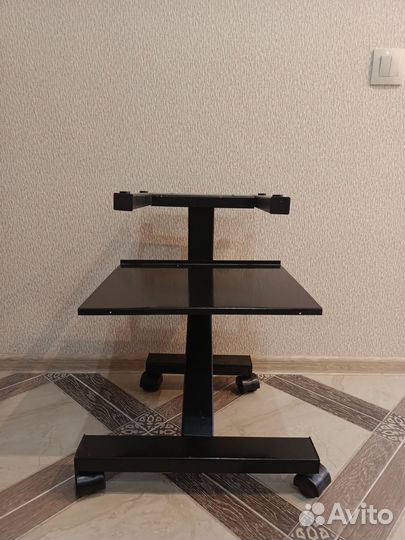 Подставка для телевизора