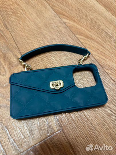 Чехол на iPhone 13 pro