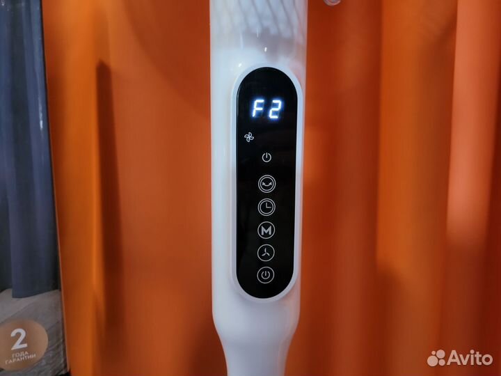 Вентилятор Electrolux EFF 1020i с пультом