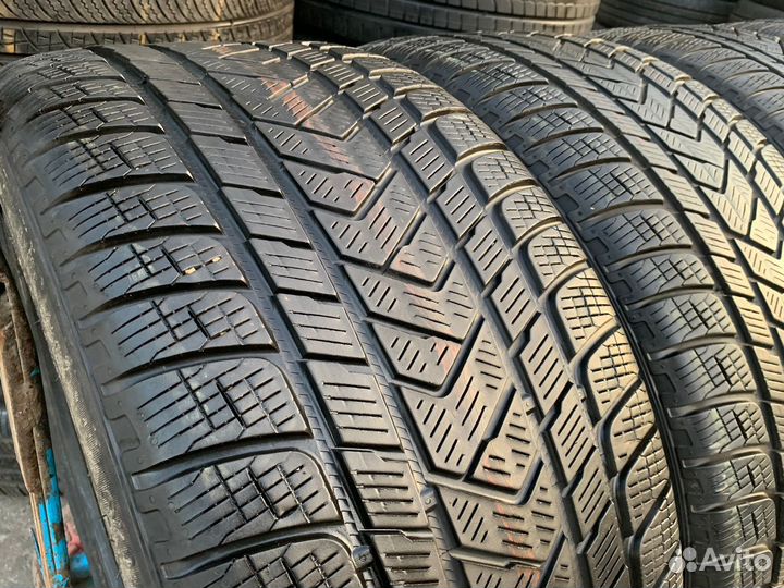 Pirelli Scorpion Winter 265/40 R21 и 295/35 R21