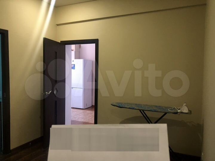 2-к. квартира, 74 м², 2/5 эт.