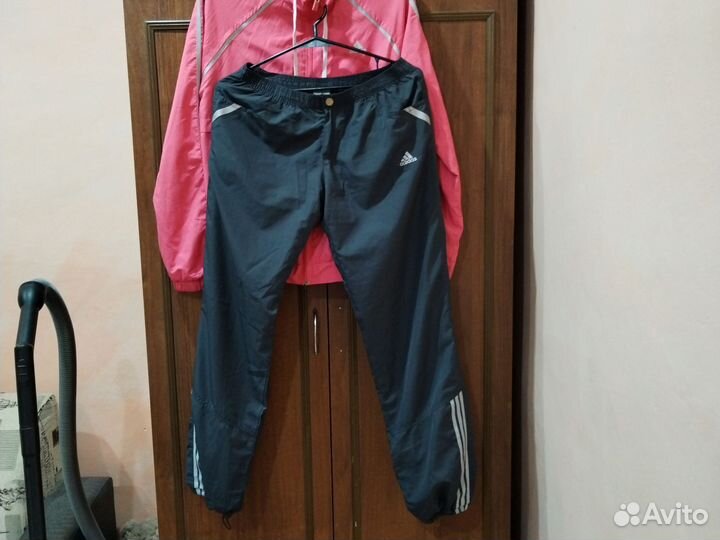 Женский спортивный костюм adidas 44 46