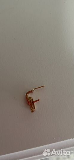 Золотые серьги