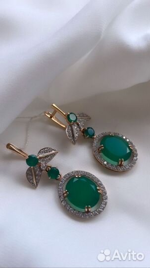 Золотые серьги