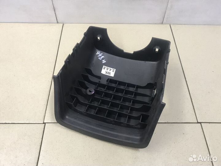 Кожух рулевой колонки нижний Mohave 2009