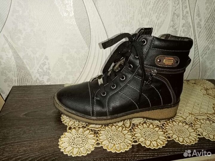 Ботинки осенние