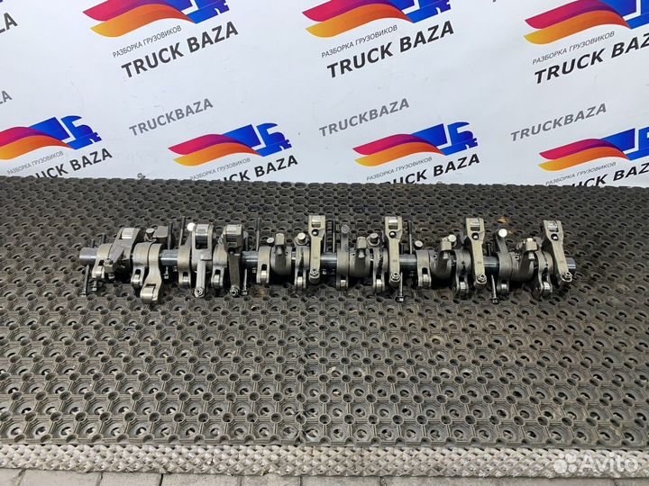 Вал балансирный в сборе