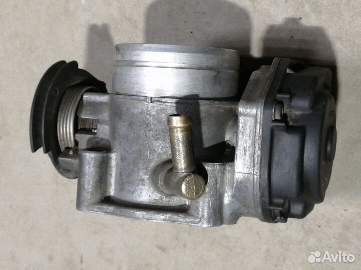 Заслонка дроссельная электрическая для VW Golf III