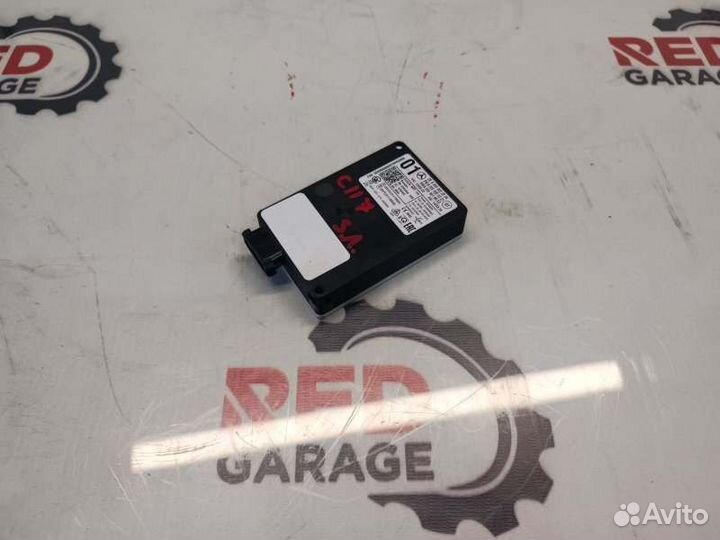 Датчик слепых зон задний левый Mercedes-Benz