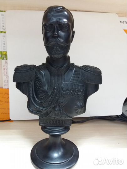Бюст Николая II