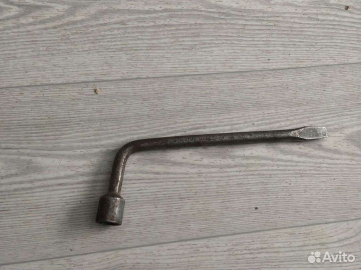 Баллонный ключ 17,19