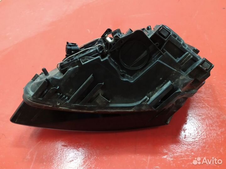 Фара правая Audi Q5