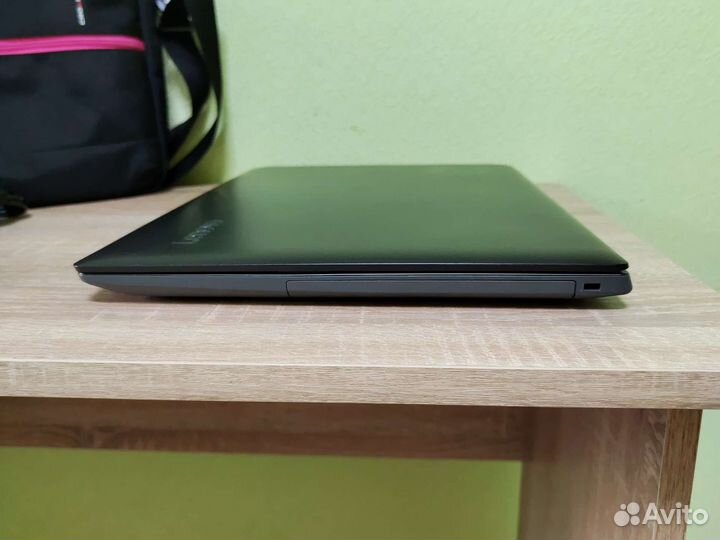 Ноутбук Lenovo