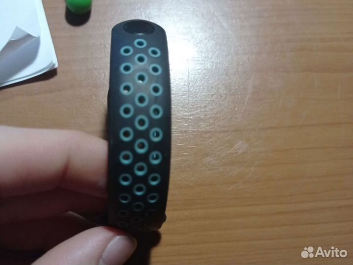 Силиконовый ремешок для фитнес-браслета MI Band4/5