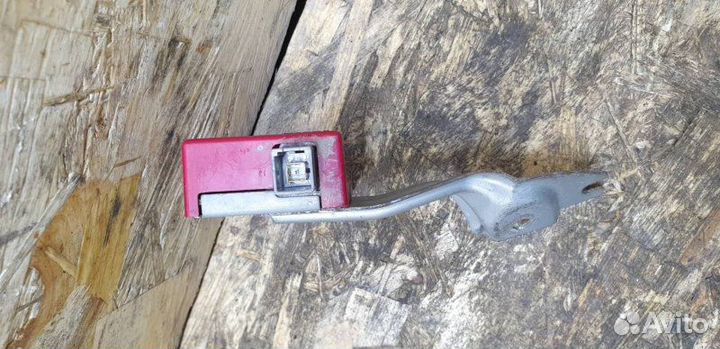 Блок открывания багажника Lexus Is 2 2.5 2008