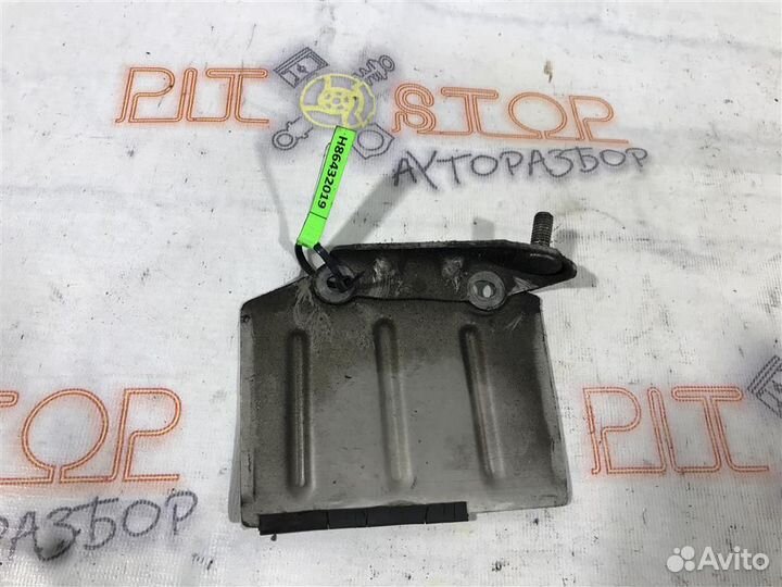 Заглушка маховика Toyota Windom (MCV30) 2001-2004